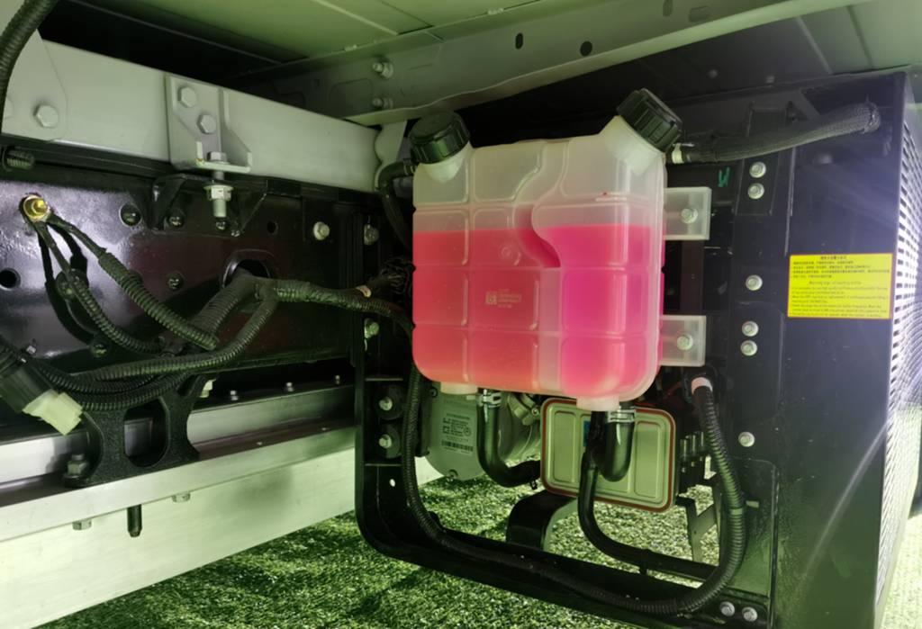 “油改电”out！高端原生纯电标杆福田欧马可Z，让运营更省更安心 - 第2张