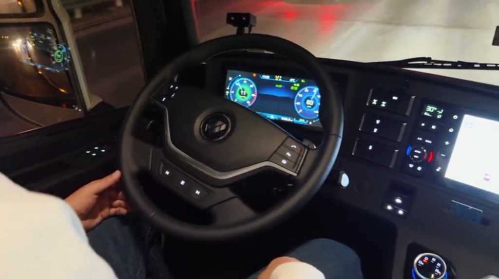 30辆欧曼智能重卡正式交付！共拓智慧冷链转型升级新路径 - 第4张