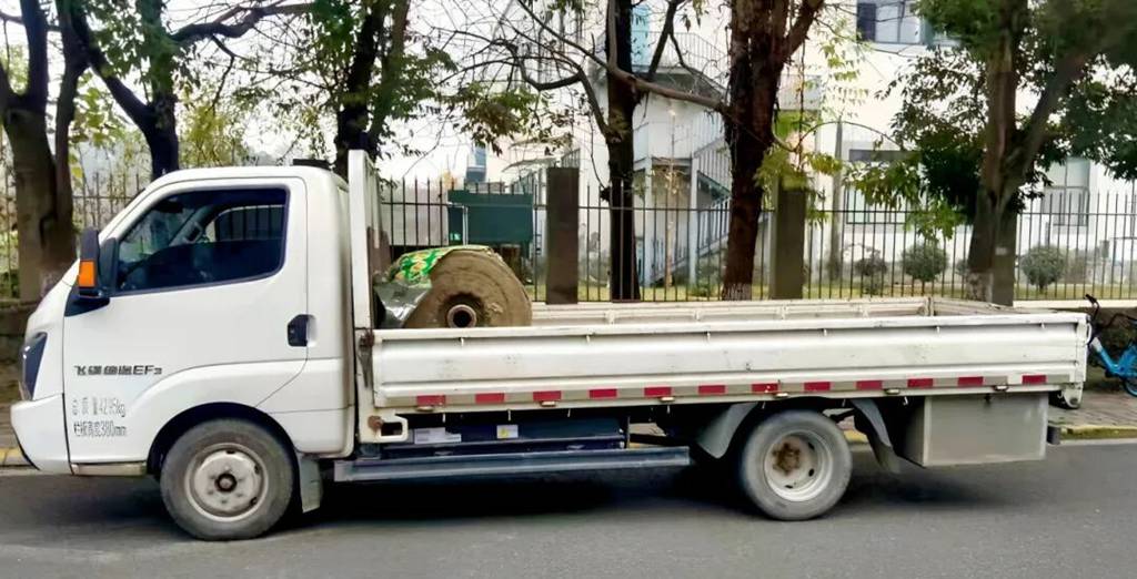 飞碟EF3与他的掌舵人：一位成都司机的“节能致富经济学” - 第2张