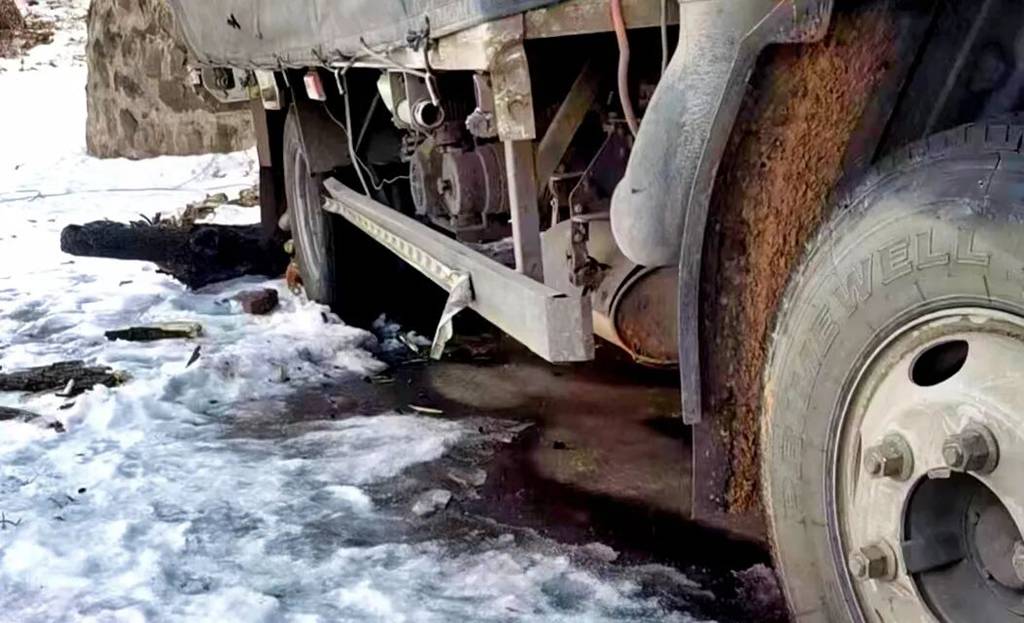 【飞碟服务】冰雪困途急求助,暖心救援护归途 - 第2张 - 提加商用车网 【飞碟服务】冰雪困途急求助,暖心救援护归途 - 第2张