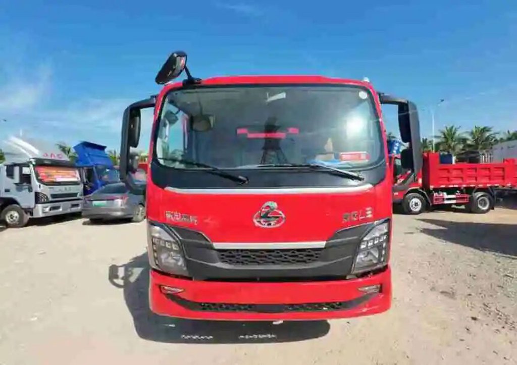 鲜乘直通车 | 横扫班味,驾享从容:乘龙L2自卸车的高效出勤新体验 - 第5张 - 提加商用车网 鲜乘直通车 | 横扫班味,驾享从容:乘龙L2自卸车的高效出勤新体验 - 第5张