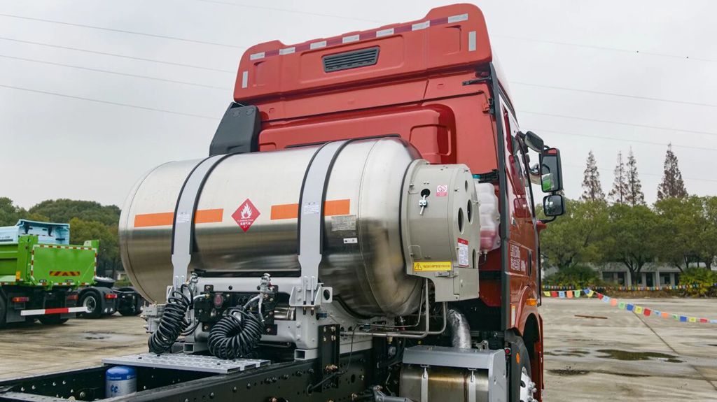 J6P经典版LNG牵引车，带来清晰的收益解决方案！ - 第3张