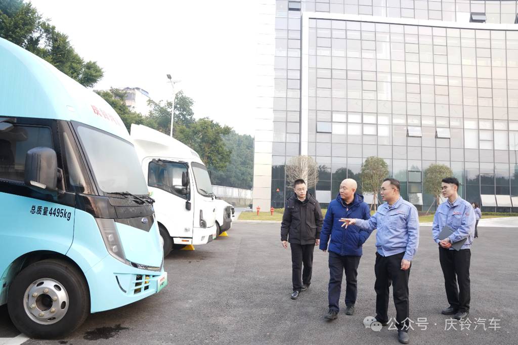 校企合作 赋能发展 庆铃集团智能汽车专题研修班正式开班 - 第4张