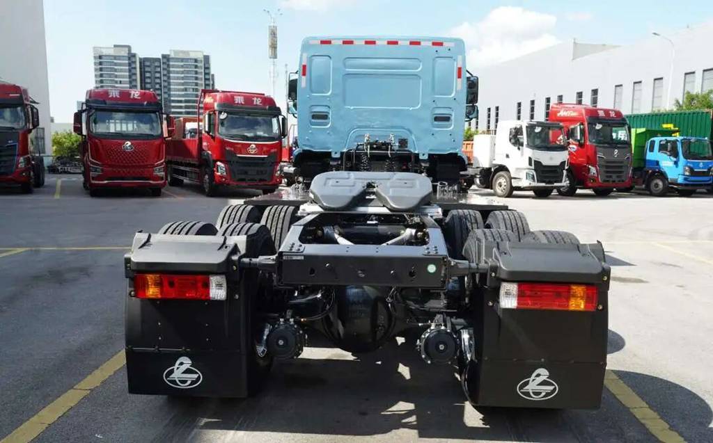 鲜乘直通车 | 跑运输怎么可能和谁过都一样？选乘龙H5超轻版，让靠谱看得见 - 第2张