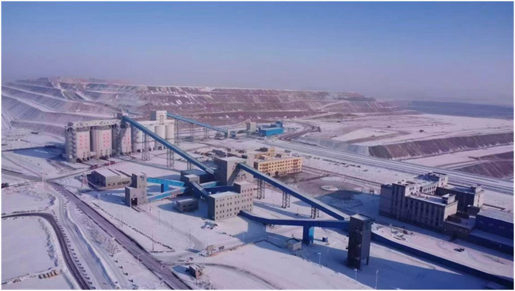 千辆上汽红岩新能源无人矿卡齐发国家级智能矿山示范基地启航新疆！ - 第2张