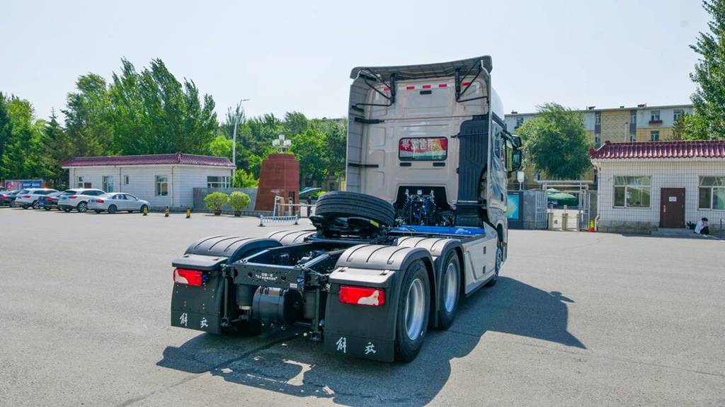 告别“苦差事”：J7创领版重新定义公路生活 - 第2张