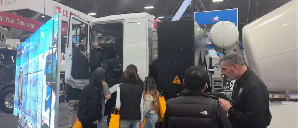 奇瑞商用车新能源搅拌车亮相拉斯维加斯混凝土世界博览会 - 第2张 - 提加商用车网 奇瑞商用车新能源搅拌车亮相拉斯维加斯混凝土世界博览会 - 第2张