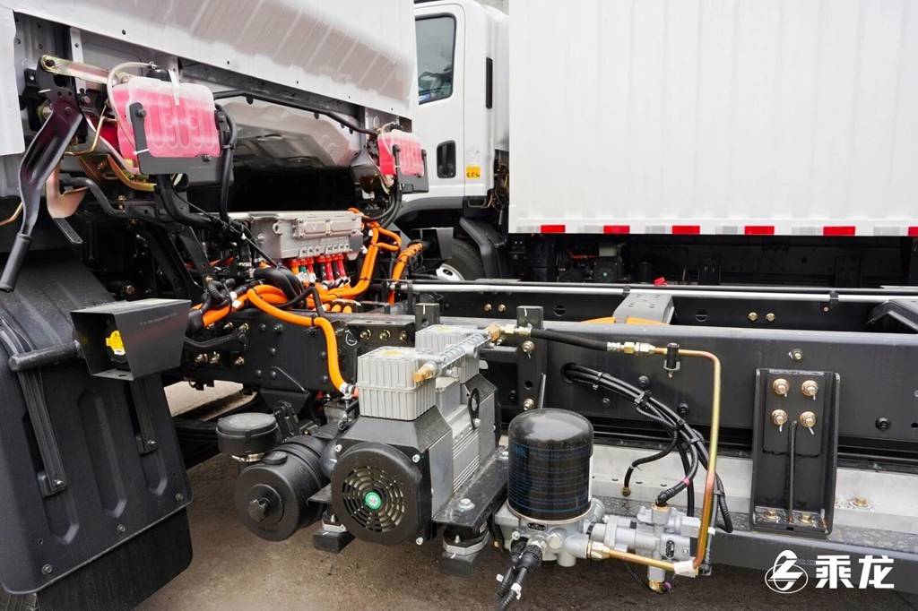 乘龙报社 | 以可靠产品力赢得信赖：53台乘龙翼威2交付浙江大客户 - 第3张