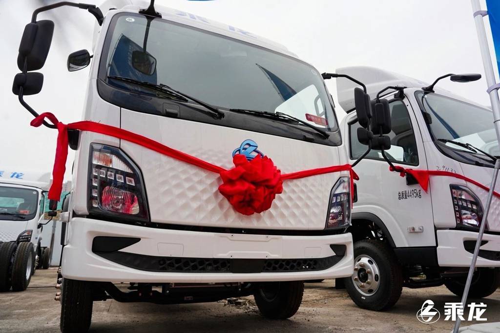 乘龙报社 | 以可靠产品力赢得信赖：53台乘龙翼威2交付浙江大客户 - 第4张