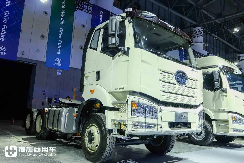 公路列车牵引车、全驱工程车抢眼！解放海外品牌CORTRON来袭，实拍带您看亮点车型！ - 第11张