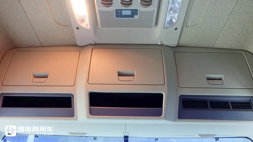 总重高达120吨！为公路列车而生，解放最新发布的出口版CORTRON CH牵引车实拍 - 第22张