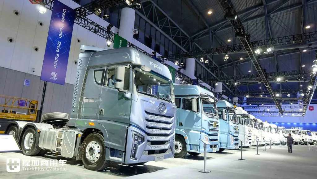 鹰途、虎6G也有出口版？解放海外品牌DORTRON发布，还有哪些亮点新车？ - 第1张