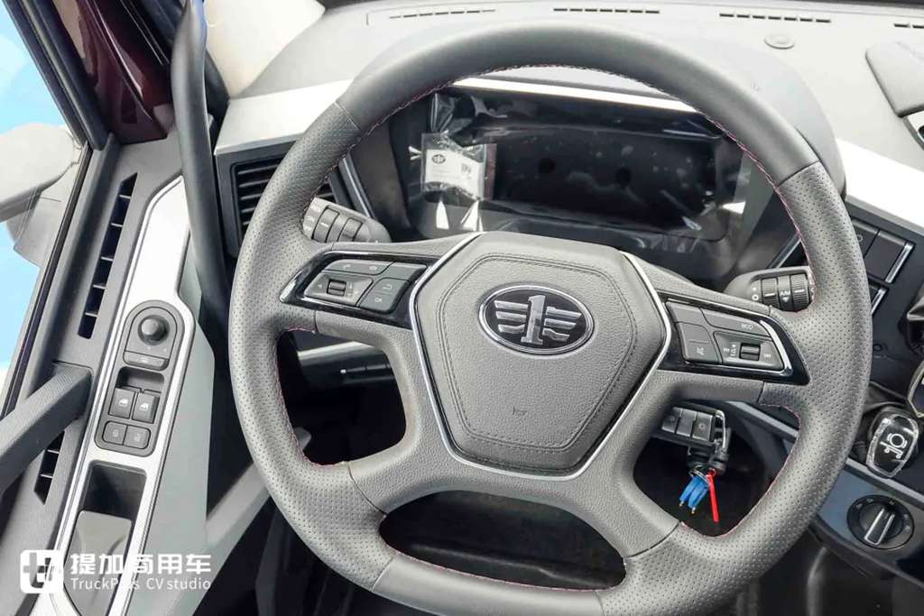 解放J6家族又添新成员!内外焕新的J6 Pro车型,到底还有哪些不一样? - 第15张 - 提加商用车网 解放J6家族又添新成员!内外焕新的J6 Pro车型,到底还有哪些不一样? - 第15张