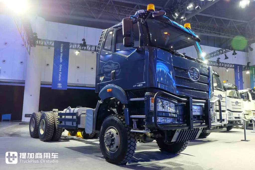 公路列车牵引车、全驱工程车抢眼！解放海外品牌CORTRON来袭，实拍带您看亮点车型！ - 第6张
