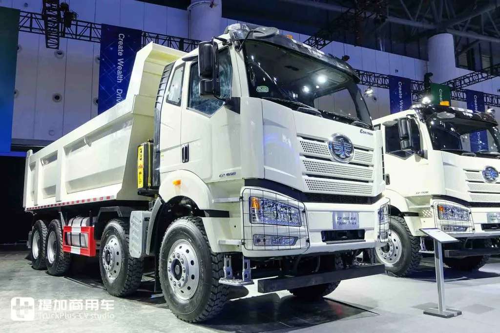 公路列车牵引车、全驱工程车抢眼！解放海外品牌CORTRON来袭，实拍带您看亮点车型！ - 第8张