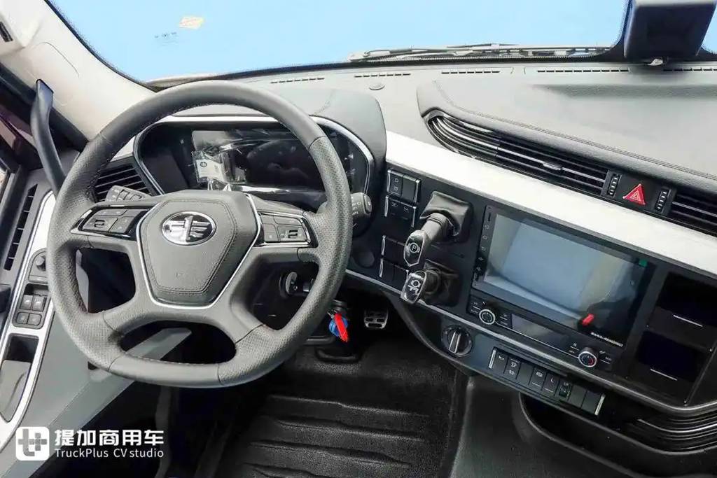 解放J6家族又添新成员！内外焕新的J6 Pro车型，到底还有哪些不一样？ - 第6张