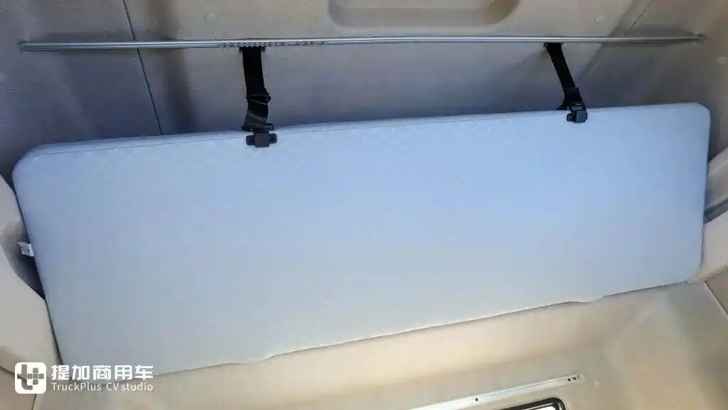 解放J6家族又添新成员！内外焕新的J6 Pro车型，到底还有哪些不一样？ - 第9张