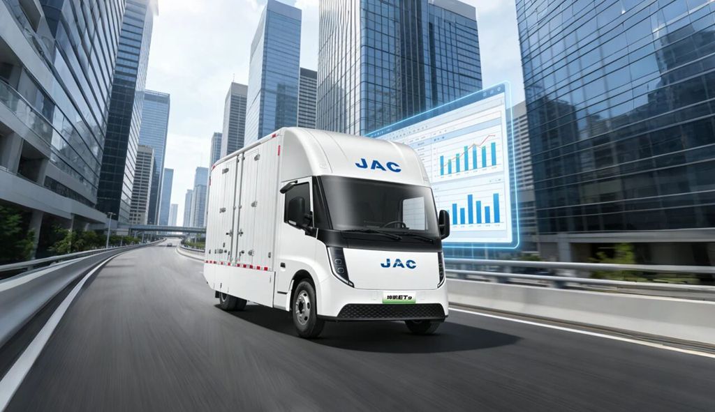 江淮1卡坤鹏ET9：马年创富路上的“千里马” - 第2张