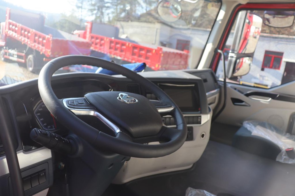 强动力+低能耗!乘龙H5 4X2纯电自卸车助卡友高效创富 - 第5张 - 提加商用车网 强动力+低能耗!乘龙H5 4X2纯电自卸车助卡友高效创富 - 第5张