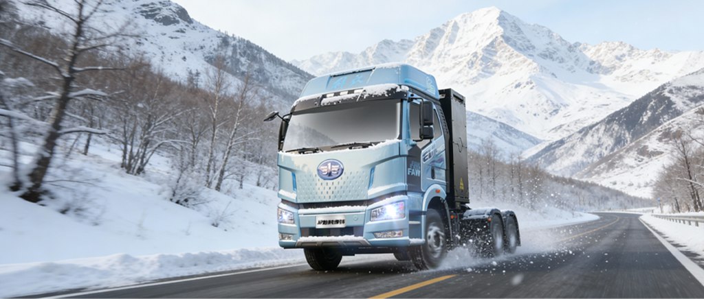 J6P复合换电牵引车：让运输，更从容 - 第1张