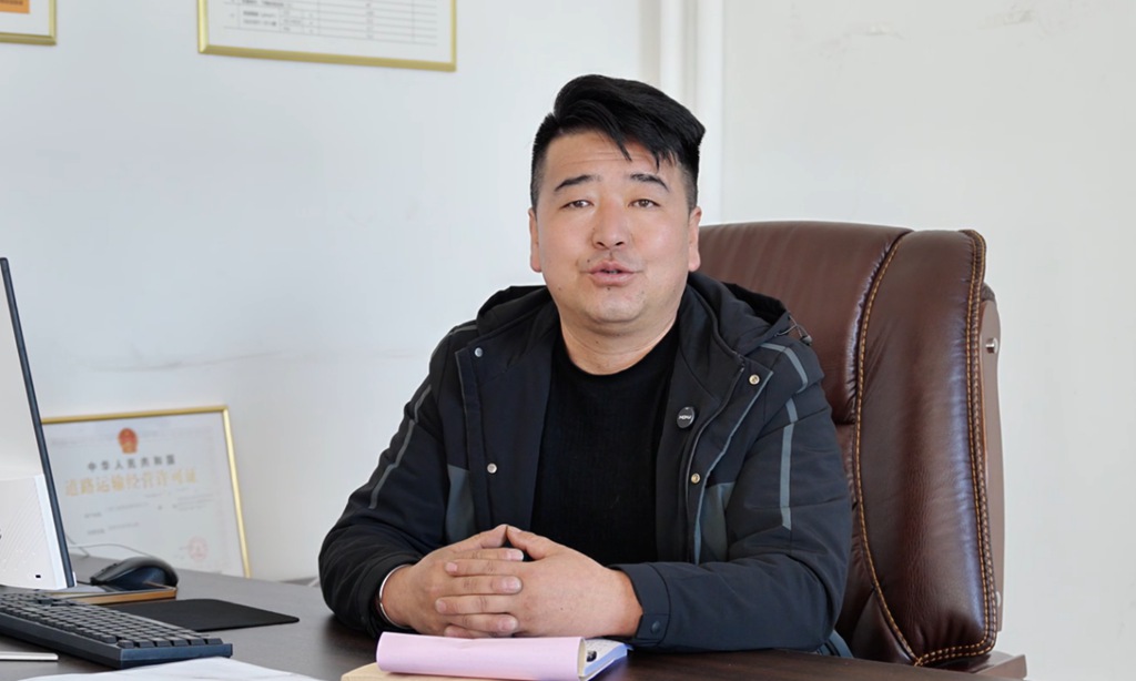 日均3000吨运力拉满！欧曼银河5M纯电重卡助闵总高效贯通煤炭运输线 - 第1张