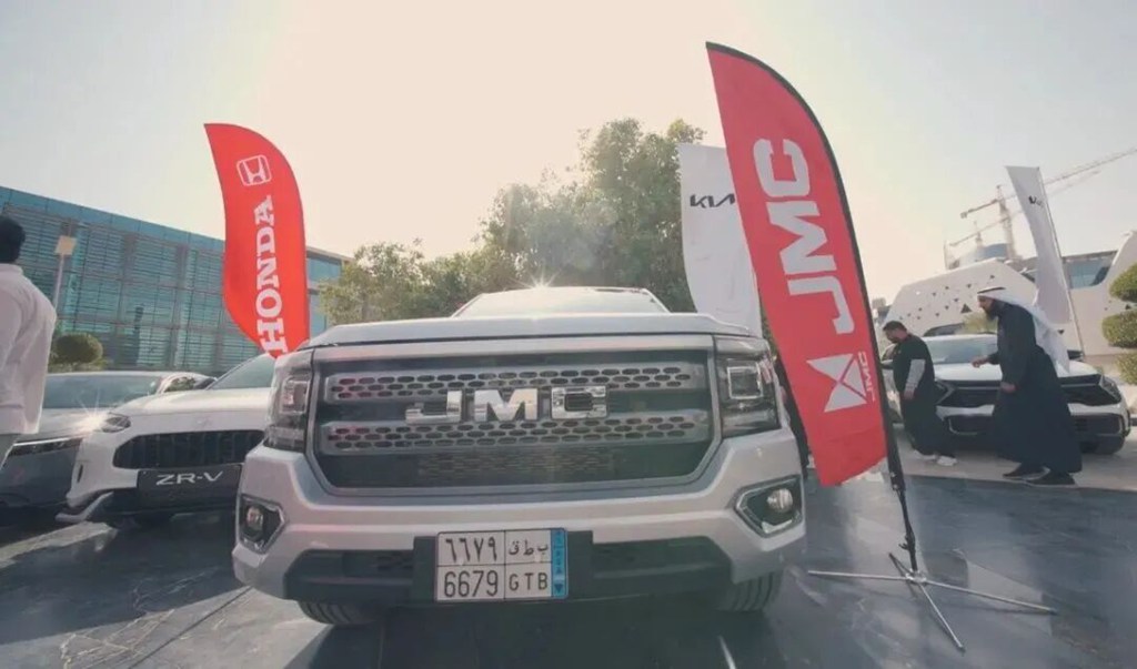 江铃产品亮相沙特电信公司年度展览会 - 第2张