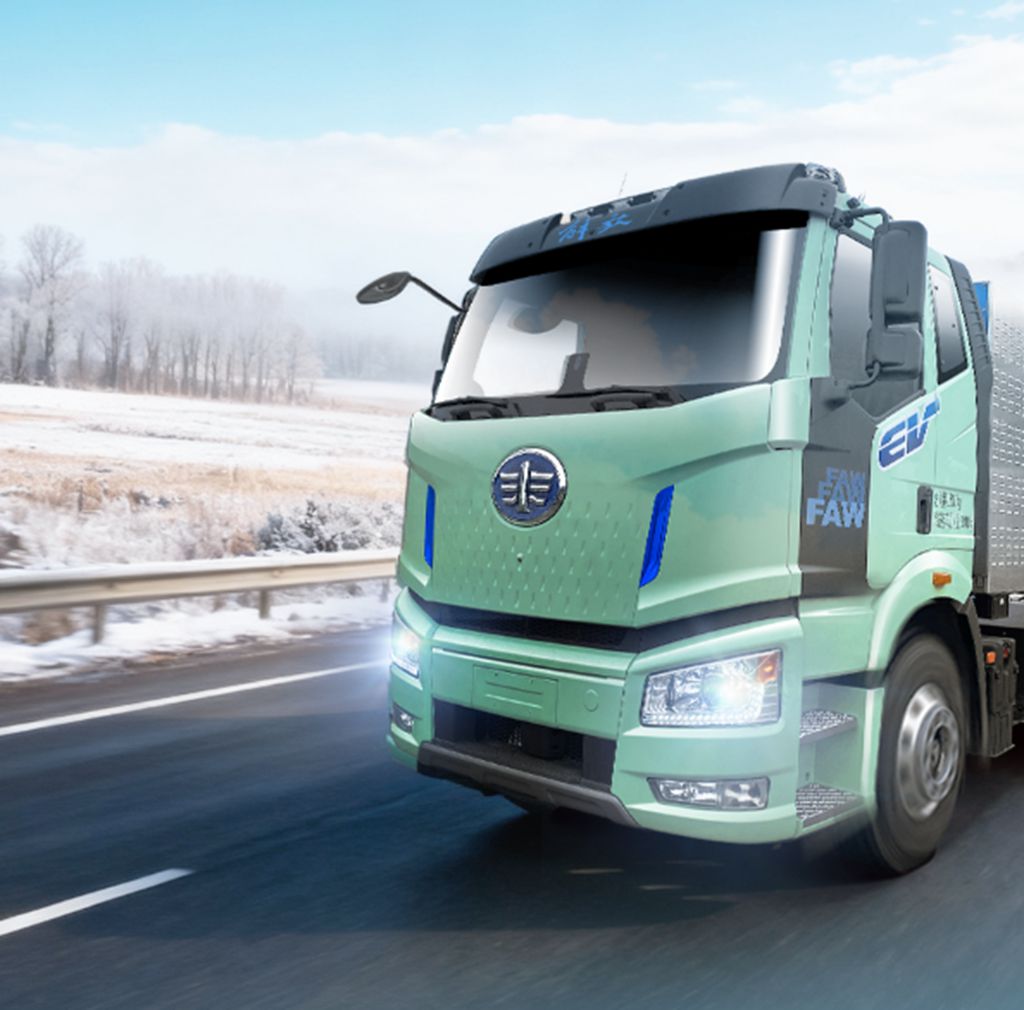 J6P标载充电牵引车：以实力重塑物流创富标杆！ - 第1张