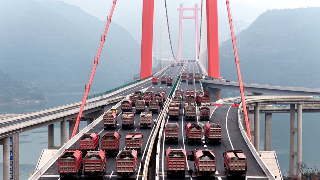 百台红岩重卡助力复兴长江大桥完成荷载试验 - 第4张