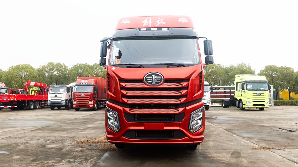 J6V 8×4载货车,助力卡友掌握创富主动权! - 第1张 - 提加商用车网 J6V 8×4载货车,助力卡友掌握创富主动权! - 第1张