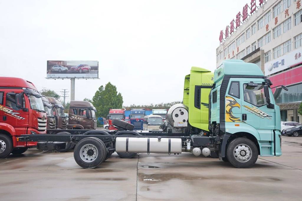 J6G Pro载货车:让长途运输,更显从容 - 第2张 - 提加商用车网 J6G Pro载货车:让长途运输,更显从容 - 第2张