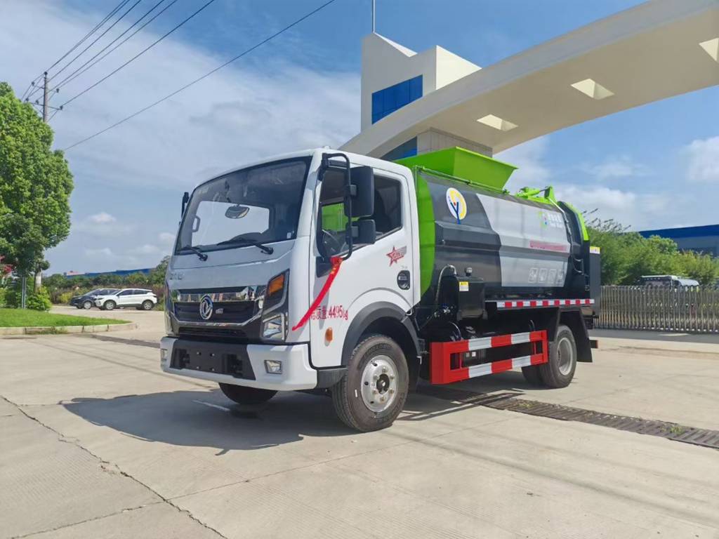 想买清洗吸污车？看东风股份新一代车型如何兼顾动力、效率与舒适 - 第1张