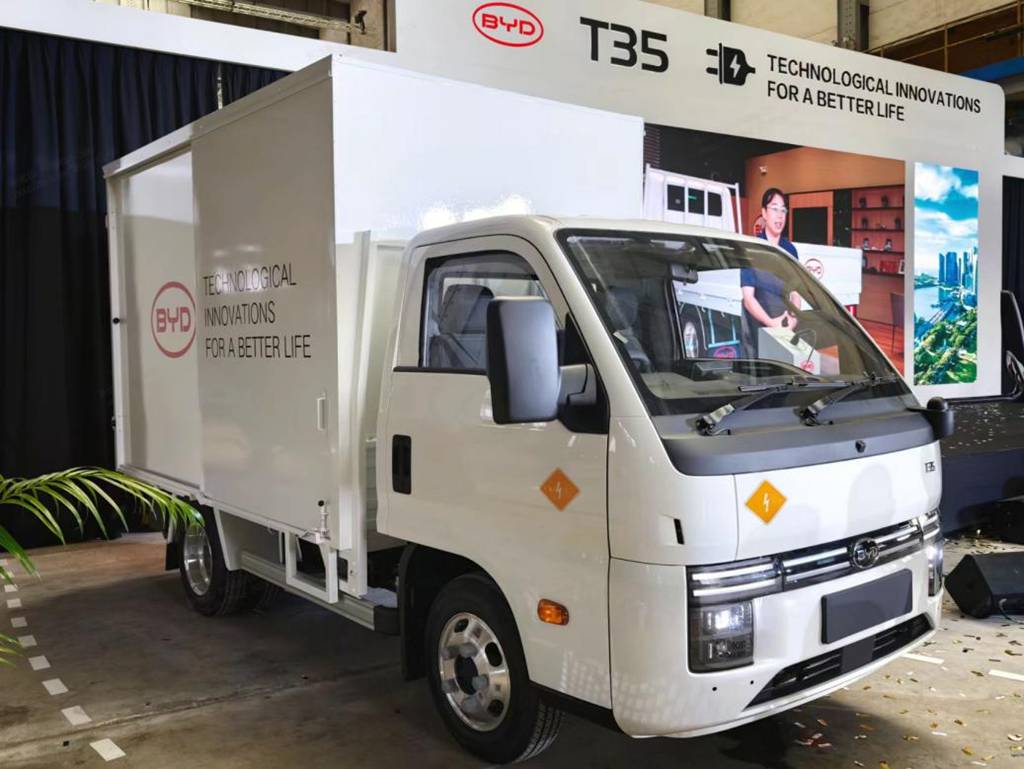 比亚迪纯电小卡在新加坡正式上市,乘商市场双线领跑 - 第3张 - 提加商用车网 比亚迪纯电小卡在新加坡正式上市,乘商市场双线领跑 - 第3张