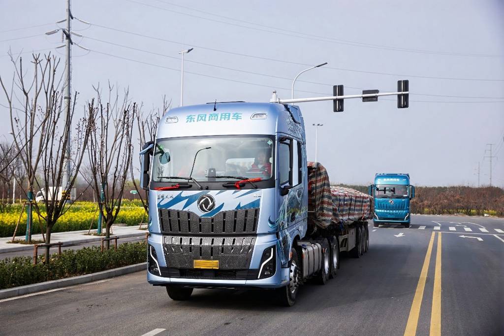 40位中长途客户齐聚阜阳！实况试驾东风天龙新KL，硬核实测龙擎3.0⁺真实力 - 第11张