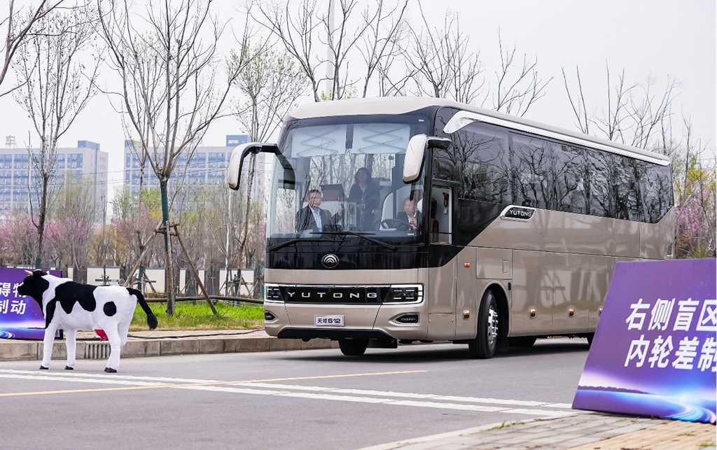 多场景驱动,价值再升级:宇通客车开启美好出行新篇章 - 第5张 - 提加商用车网 多场景驱动,价值再升级:宇通客车开启美好出行新篇章 - 第5张