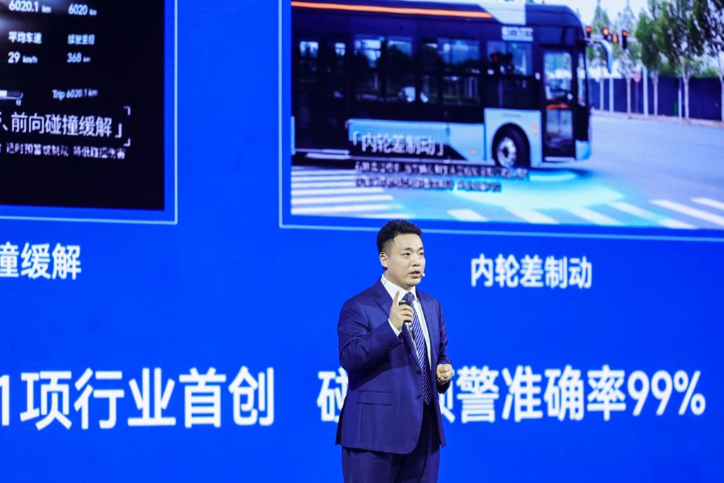 睿控E+平台重磅发布!宇通科技节擘画“智电融合”新蓝图 - 第5张 - 提加商用车网 睿控E+平台重磅发布!宇通科技节擘画“智电融合”新蓝图 - 第5张