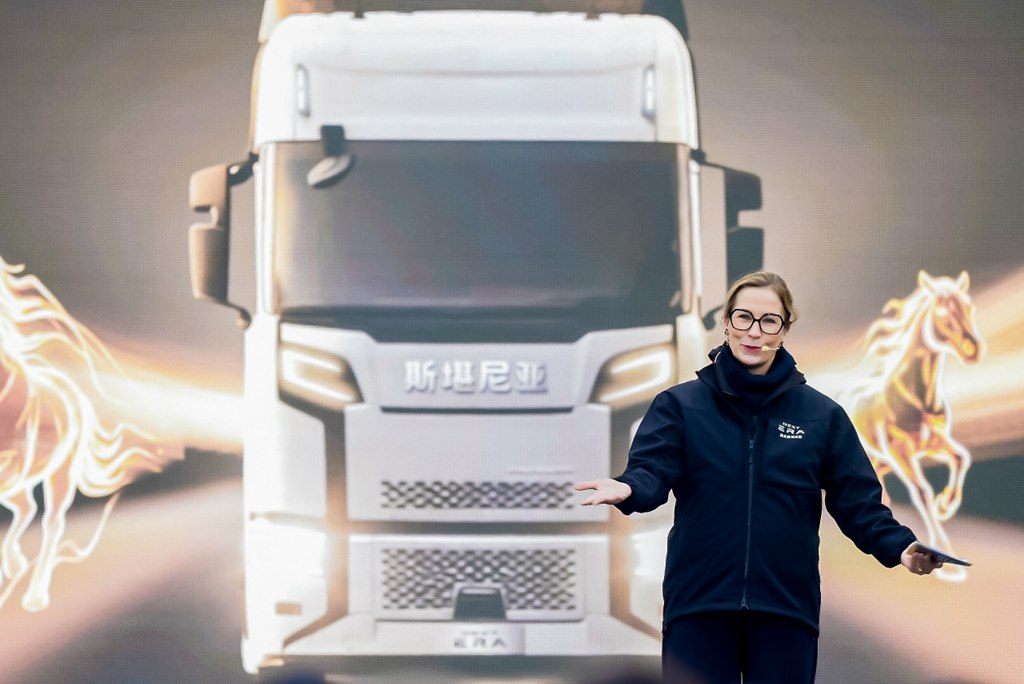 首批交付，全速启航NEXT ERA重卡首批客户交付暨交付中心开业仪式圆满举行 - 第3张