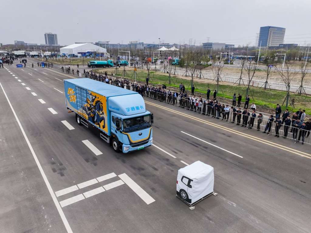 睿控E+平台重磅发布!宇通科技节擘画“智电融合”新蓝图 - 第12张 - 提加商用车网 睿控E+平台重磅发布!宇通科技节擘画“智电融合”新蓝图 - 第12张