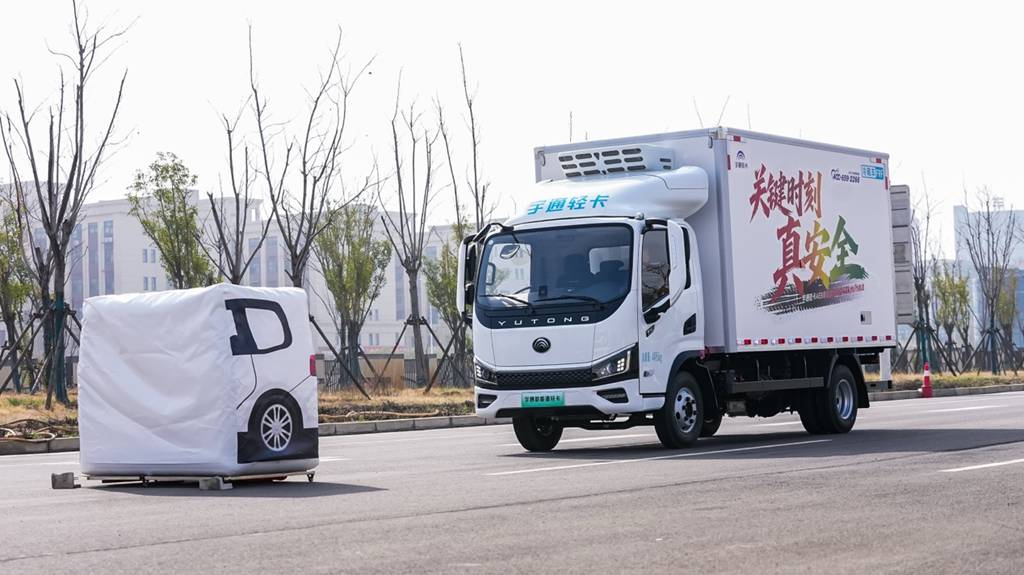 睿控E+平台重磅发布!宇通科技节擘画“智电融合”新蓝图 - 第13张 - 提加商用车网 睿控E+平台重磅发布!宇通科技节擘画“智电融合”新蓝图 - 第13张