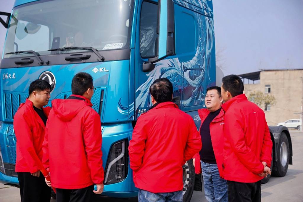 40位中长途客户齐聚阜阳！实况试驾东风天龙新KL，硬核实测龙擎3.0⁺真实力 - 第4张