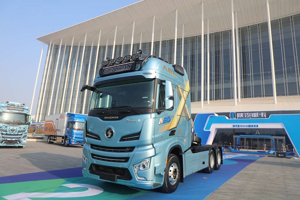 深度评测｜陕汽X6000 臻选版：高端新质性价比的物流新解 - 第1张