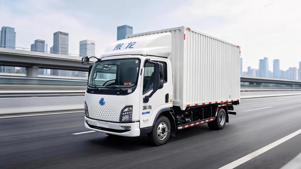 500km续航16分钟快充，乘龙翼威2城际重载轻卡助您高效创富 - 第1张