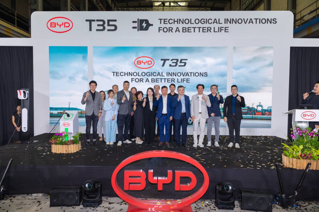 比亚迪纯电小卡在新加坡正式上市,乘商市场双线领跑 - 第1张 - 提加商用车网 比亚迪纯电小卡在新加坡正式上市,乘商市场双线领跑 - 第1张