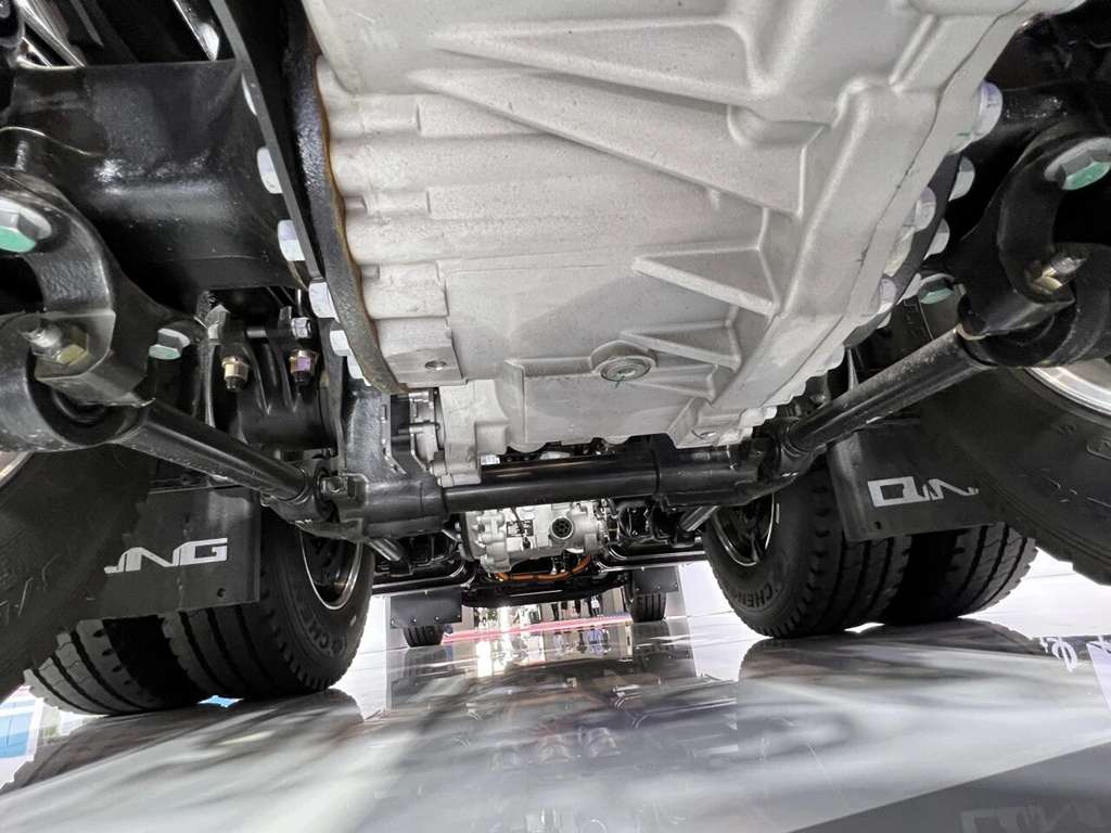 创富优选丨开工即冲刺!论“特种兵式运输”,只服庆铃铃界超充重卡 - 第5张 - 提加商用车网 创富优选丨开工即冲刺!论“特种兵式运输”,只服庆铃铃界超充重卡 - 第5张