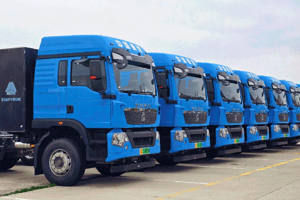 中国重汽新能源重卡南北两地齐交付，共筑绿色运输新生态！ - 第2张