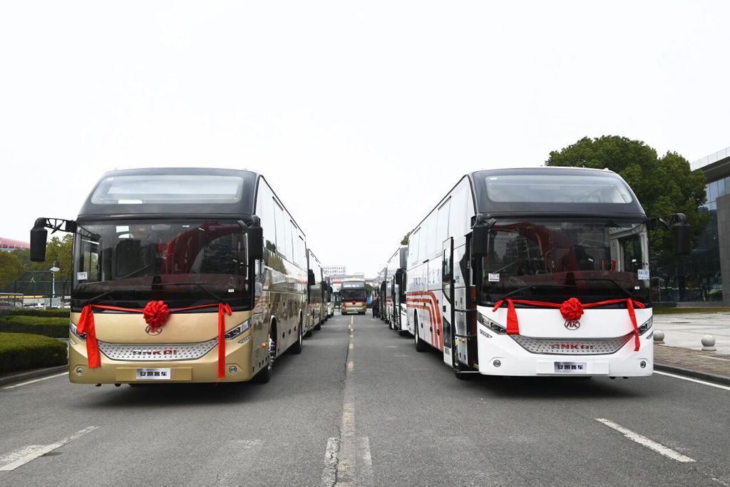 春色映新程,安凯N12助力杭州旅游再升级 - 第5张 - 提加商用车网 春色映新程,安凯N12助力杭州旅游再升级 - 第5张