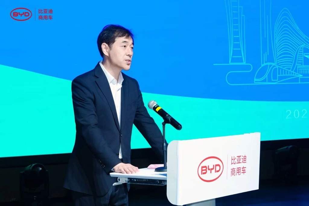 50台比亚迪纯电动自卸车交付郑州!硬核技术护航航空港绿色建设 - 第2张 - 提加商用车网 50台比亚迪纯电动自卸车交付郑州!硬核技术护航航空港绿色建设 - 第2张