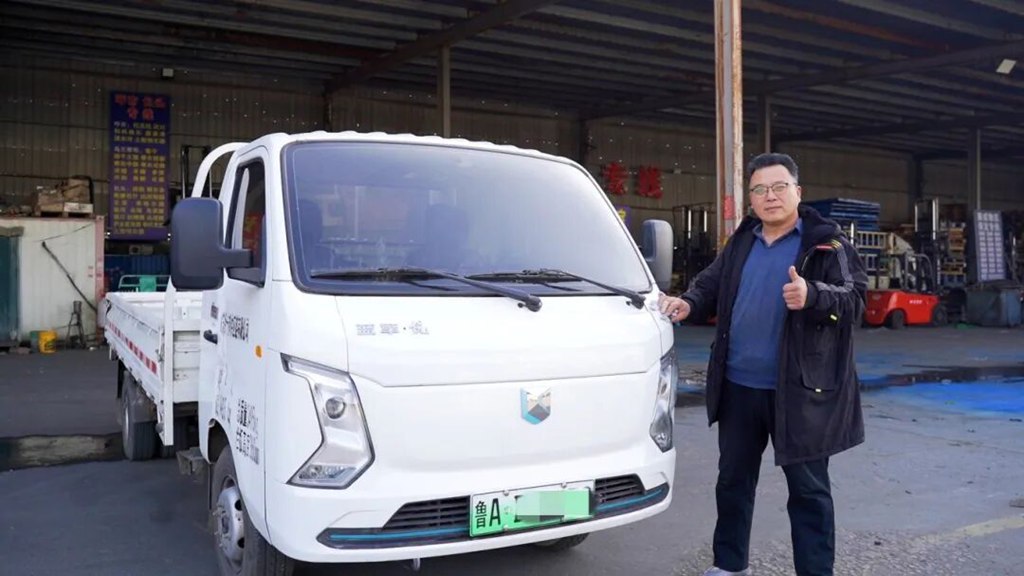 【用户口碑实录】山东刘师傅认准潍柴蓝擎X1灵活便捷，高效适配末端城配！ - 第1张