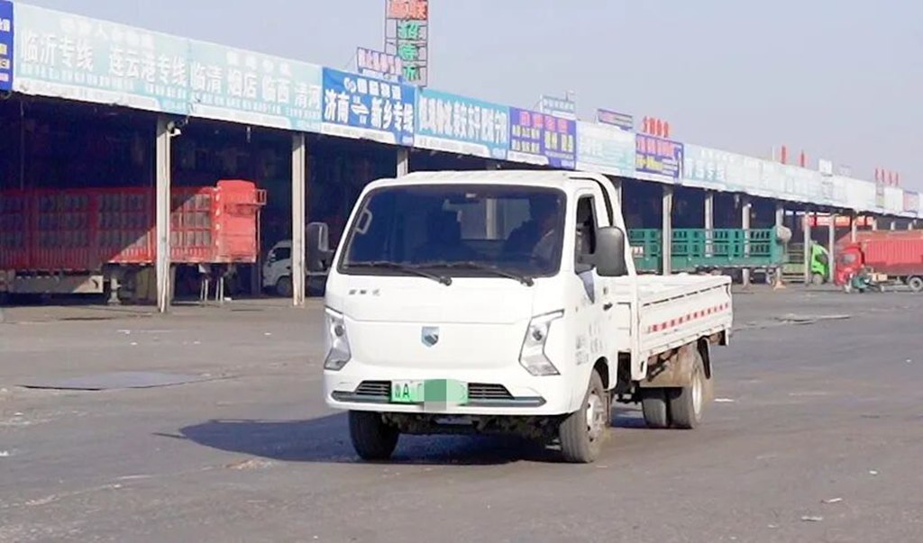 【用户口碑实录】山东刘师傅认准潍柴蓝擎X1灵活便捷，高效适配末端城配！ - 第4张