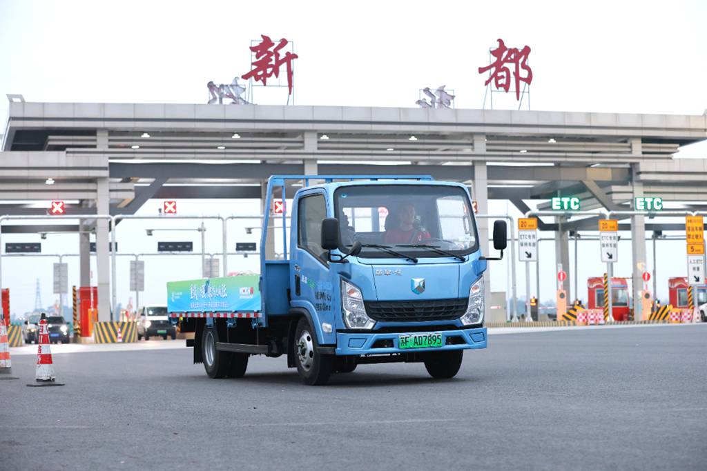 真场景 敢实测 潍柴蓝擎X3树立新能源小卡新标杆！ - 第1张