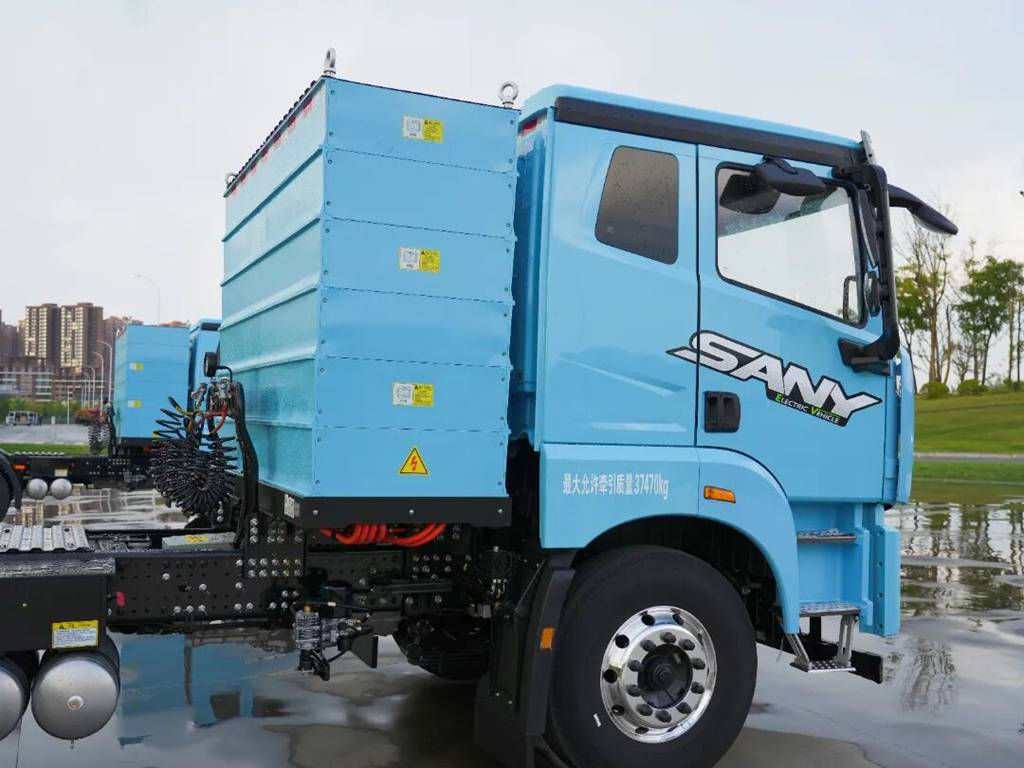 续航超520km、等效740马力！江山平顶693实力出圈 - 第3张